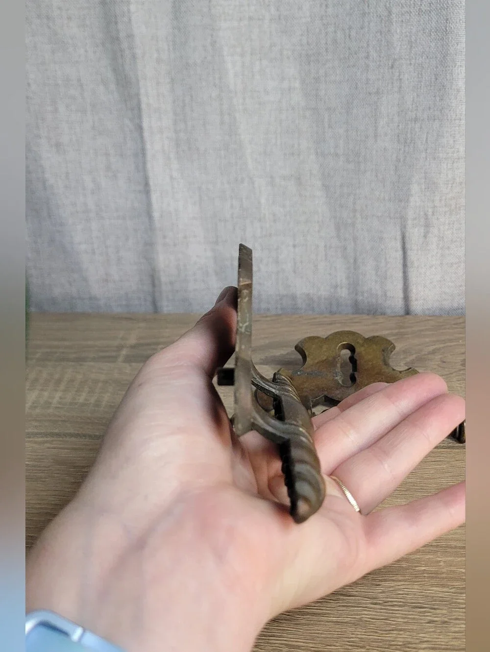 Antique Brass Keyhole Drawer Pulls - Brass Finish